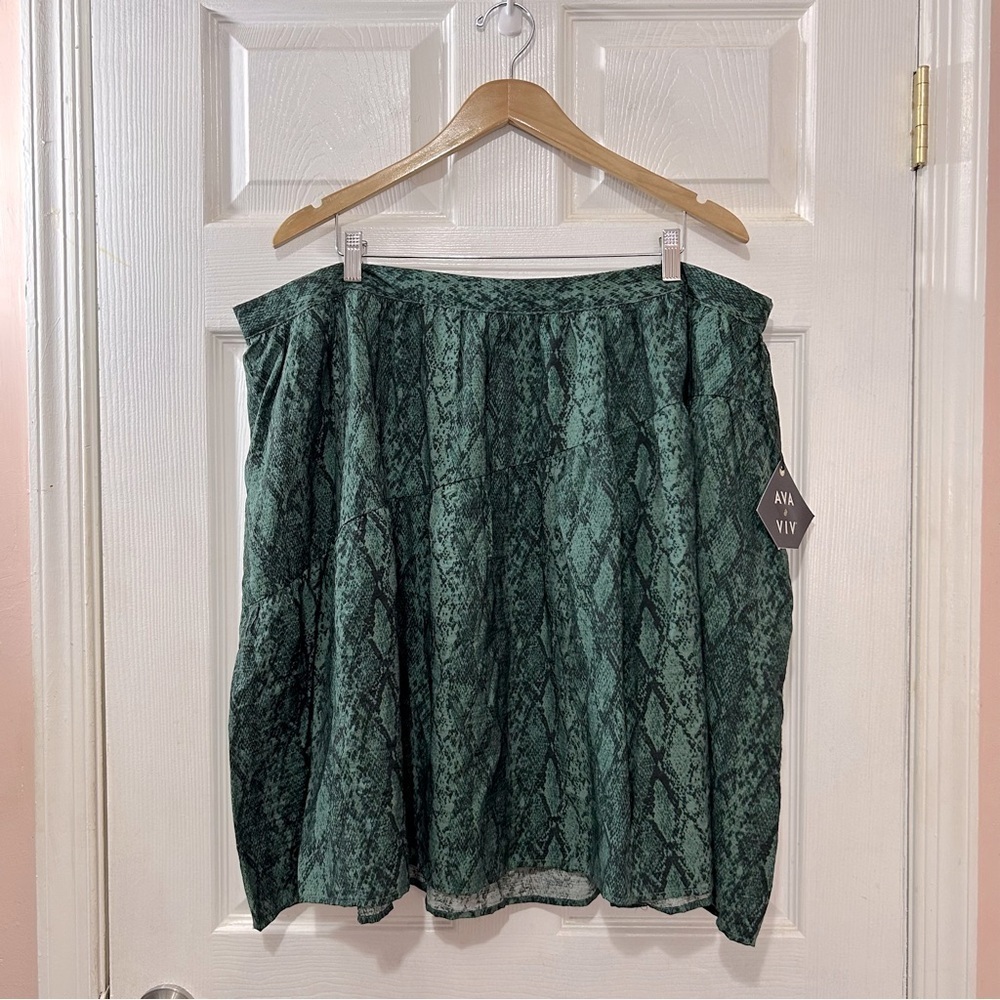 Ava & Viv Target Women's Skirt With Pockets Green Snake Print Size 2X